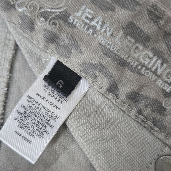 Express Gray Zelda Leopard Print Jeggings Size 6 - Picture 3 of 4